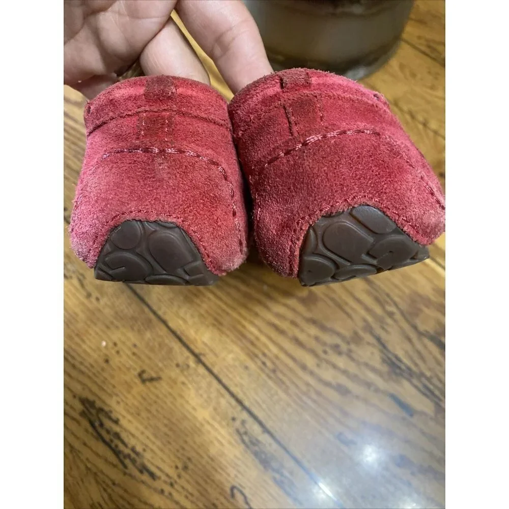 UGG Australia Dakota Moccasins Slippers Big Kids Size 3.5 Red Leather Shoes